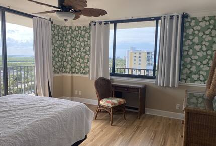 Elegant Oceanfront Living on Hutchinson Island - Hutchinson Island, Florida