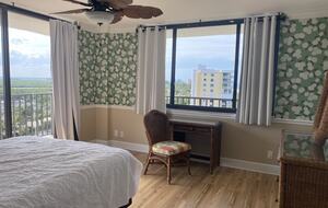 Elegant Oceanfront Living on Hutchinson Island - Hutchinson Island, Florida