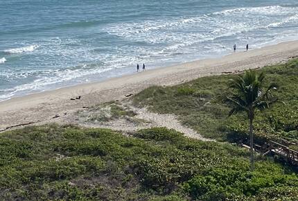 Elegant Oceanfront Living on Hutchinson Island - Hutchinson Island, Florida