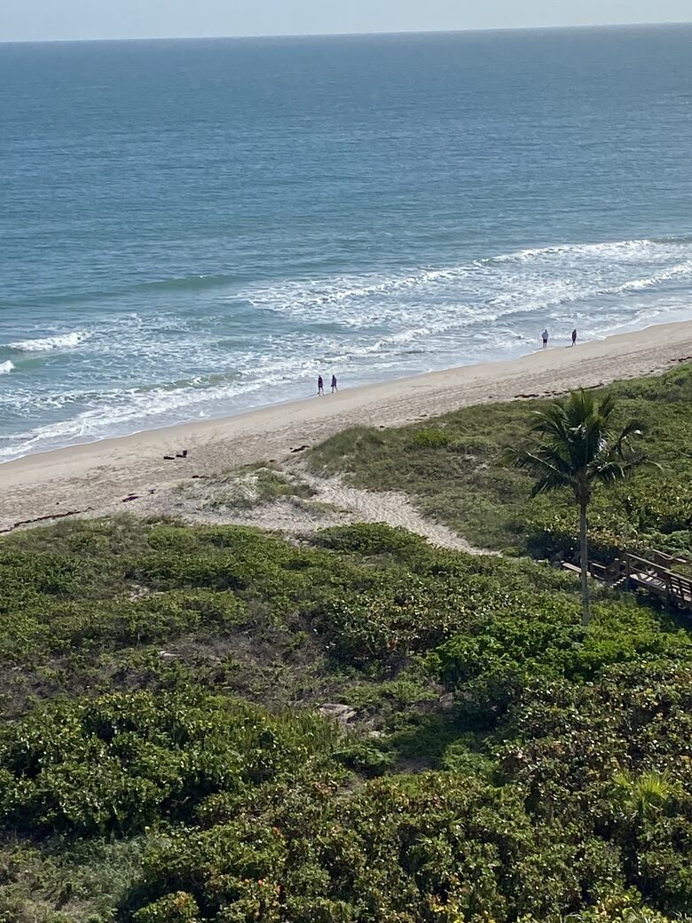 Elegant Oceanfront Living on Hutchinson Island - Hutchinson Island, Florida