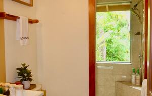 Rainforest Haven Near Volcano National Park - Volcano, Hawaii