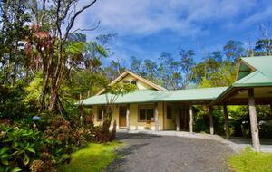 Rainforest Haven Near Volcano National Park - Volcano, Hawaii