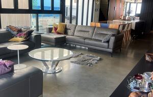 Contemporary Waterfront Elegance in Perth - Perth, Australia