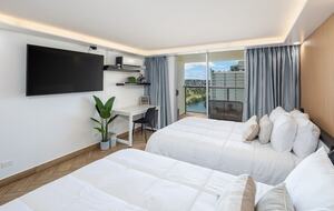 Modern Waikiki Studio with Mountain & Canal Views - Honolulu, Hawaii