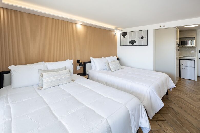 Modern Waikiki Studio with Mountain & Canal Views - Honolulu, Hawaii