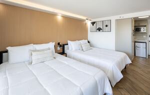 Modern Waikiki Studio with Mountain & Canal Views - Honolulu, Hawaii