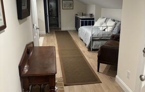 Living room with pullout daybed (sleeps 2)