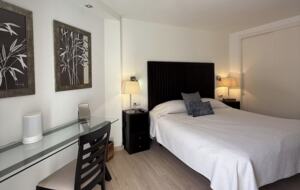 Tranquil West Ibiza Retreat with Private Terrace & Pool Access - Port des Torrent -San José, Spain