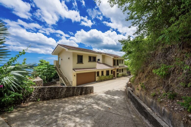 Elevated Coastal Living Overlooking Flamingo’s Marina & Ocean Views - Playa Flamingo, Costa Rica