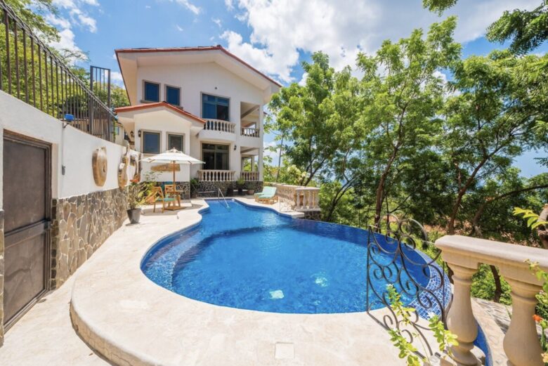 Elevated Coastal Living Overlooking Flamingo’s Marina & Ocean Views - Playa Flamingo, Costa Rica