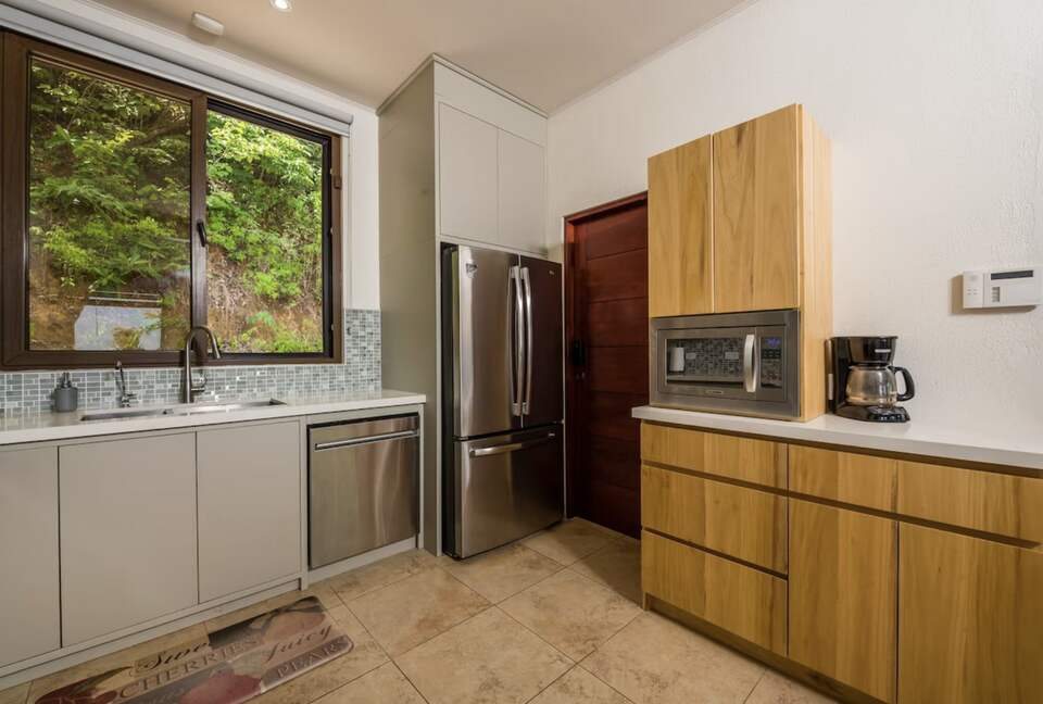 Elevated Coastal Living Overlooking Flamingo’s Marina & Ocean Views - Playa Flamingo, Costa Rica