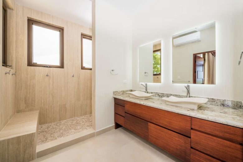 Elevated Coastal Living Overlooking Flamingo’s Marina & Ocean Views - Playa Flamingo, Costa Rica