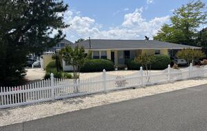 Charming Waterfront Escape in Loveladies - Beach Haven, New Jersey