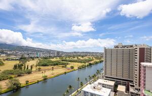 Modern Waikiki Studio with Mountain & Canal Views - Honolulu, Hawaii