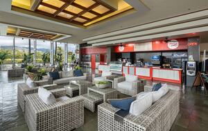 Modern Waikiki Studio with Mountain & Canal Views - Honolulu, Hawaii