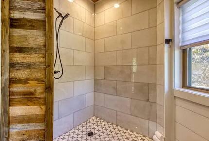 Elevated Retreat with Majestic Mt. LeConte Views - Gatlinburg, Tennessee