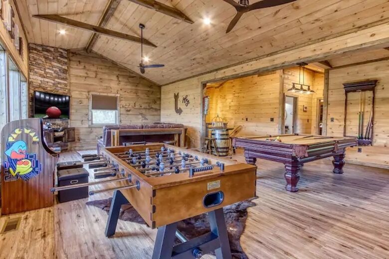 Elevated Retreat with Majestic Mt. LeConte Views - Gatlinburg, Tennessee