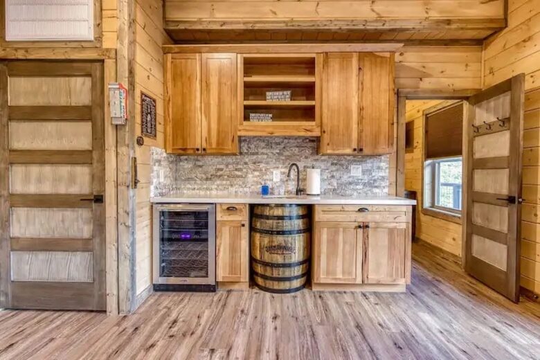 Elevated Retreat with Majestic Mt. LeConte Views - Gatlinburg, Tennessee