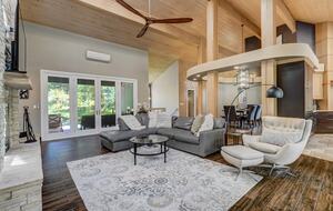 Mountain Light & Modern Design in Monument - Monument, Colorado