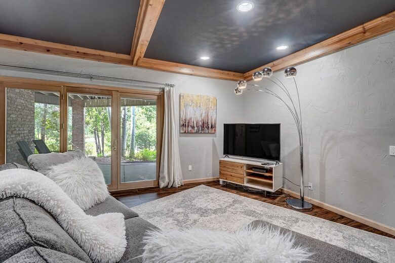 Mountain Light & Modern Design in Monument - Monument, Colorado