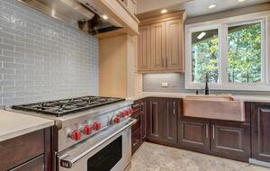 Mountain Light & Modern Design in Monument - Monument, Colorado