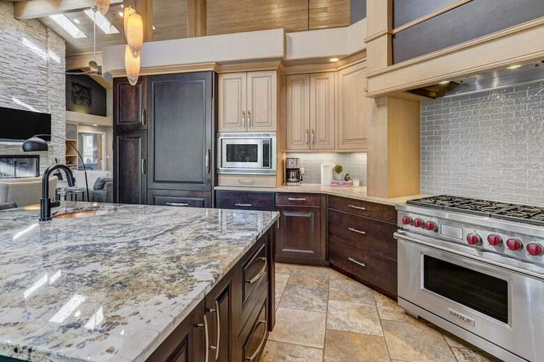 Mountain Light & Modern Design in Monument - Monument, Colorado