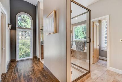 Mountain Light & Modern Design in Monument - Monument, Colorado