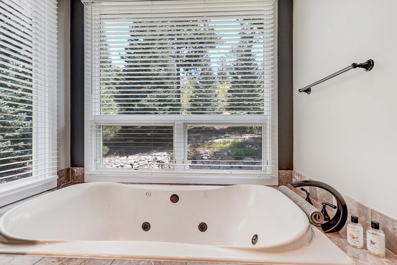 Mountain Light & Modern Design in Monument - Monument, Colorado