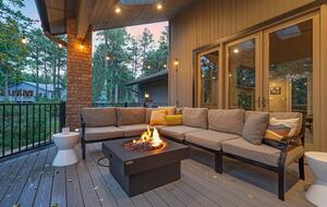 Mountain Light & Modern Design in Monument - Monument, Colorado