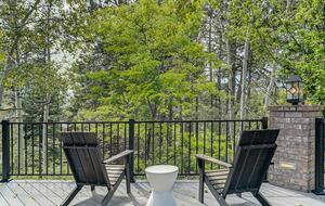 Mountain Light & Modern Design in Monument - Monument, Colorado