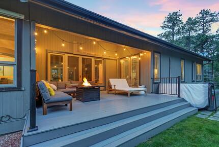 Mountain Light & Modern Design in Monument - Monument, Colorado