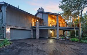 Mountain Light & Modern Design in Monument - Monument, Colorado