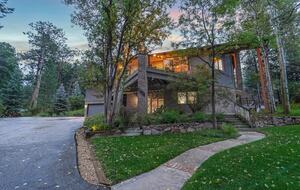 Mountain Light & Modern Design in Monument - Monument, Colorado