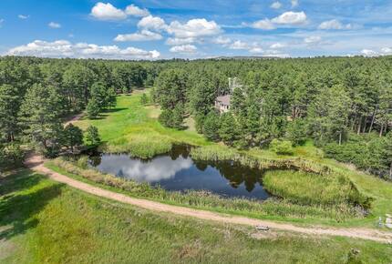 Mountain Light & Modern Design in Monument - Monument, Colorado