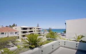 Contemporary Waterfront Elegance in Perth - Perth, Australia