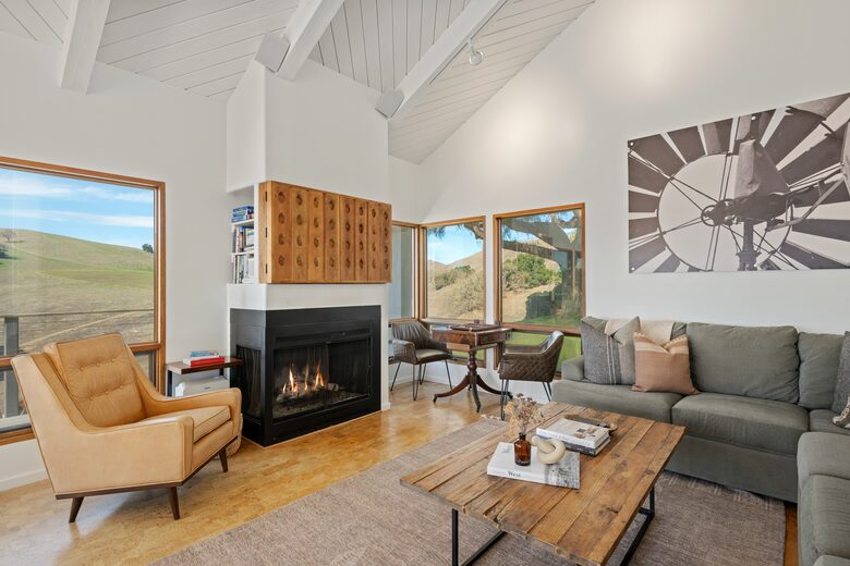 Living Room, with gas fireplace