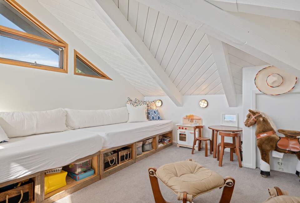 Play loft