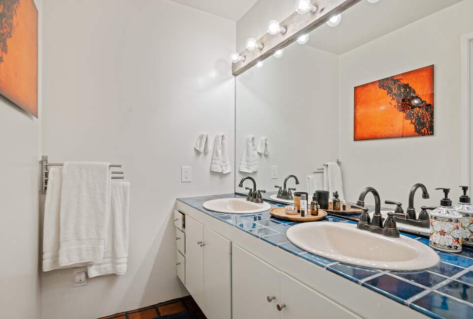 Bathroom 2, downstairs