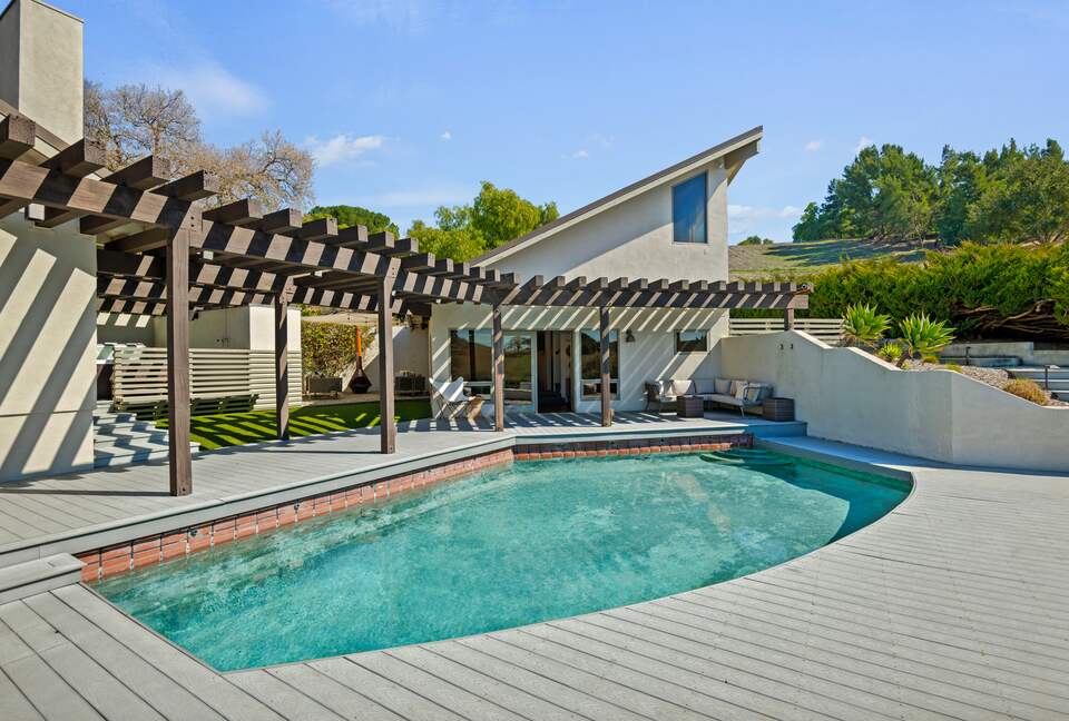 Pool area