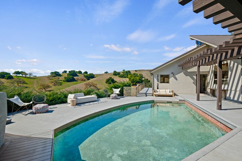 Pool area