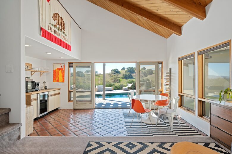 Pool House