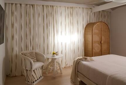 Refined Waterfront Retreat with Private Dock and Luxe Amenities - Summerland Key, Florida