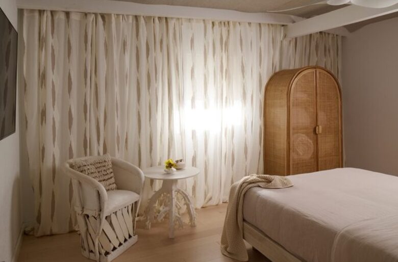 Refined Waterfront Retreat with Private Dock and Luxe Amenities - Summerland Key, Florida