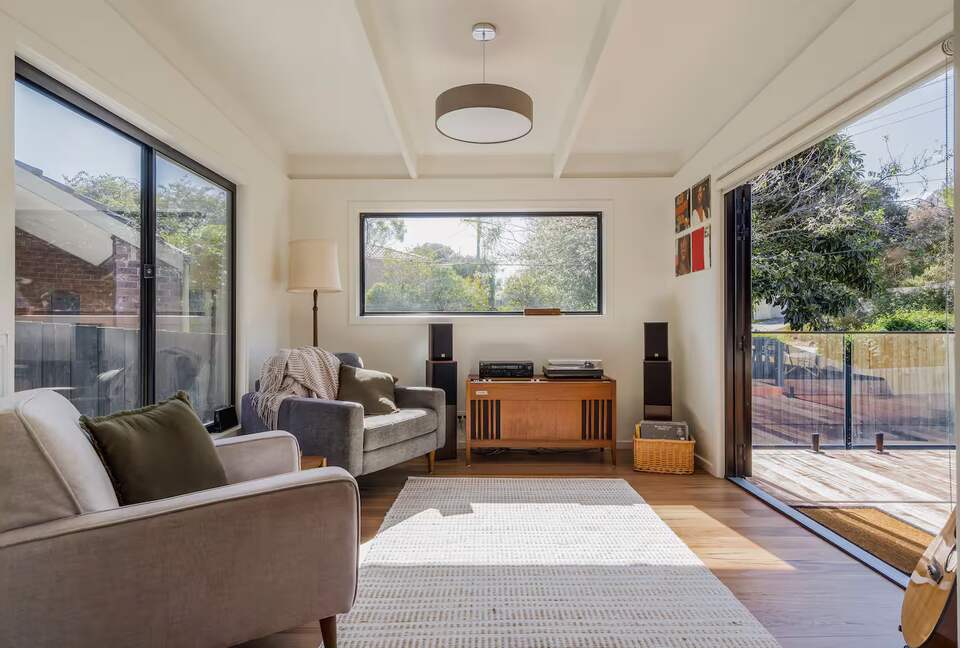 Coastal Calm | A Light-Filled Retreat in Rye - Rye, Australia