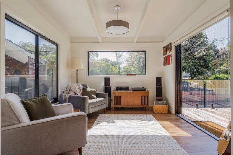 Coastal Calm | A Light-Filled Retreat in Rye - Rye, Australia