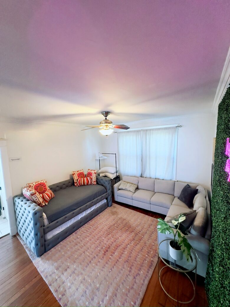 Classic Comfort in the Heart of Uptown New Orleans - New Orleans, Louisiana