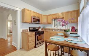 Classic Comfort in the Heart of Uptown New Orleans - New Orleans, Louisiana