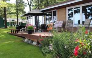 Refined Lakefront Living on Pristine Higgins Lake - Roscommon, Michigan