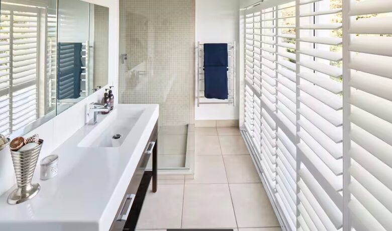 Sophisticated Island Living with Spa & Sun Decks - Waiheke Island, New Zealand
