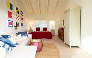 Sophisticated Island Living with Spa & Sun Decks - Waiheke Island, New Zealand